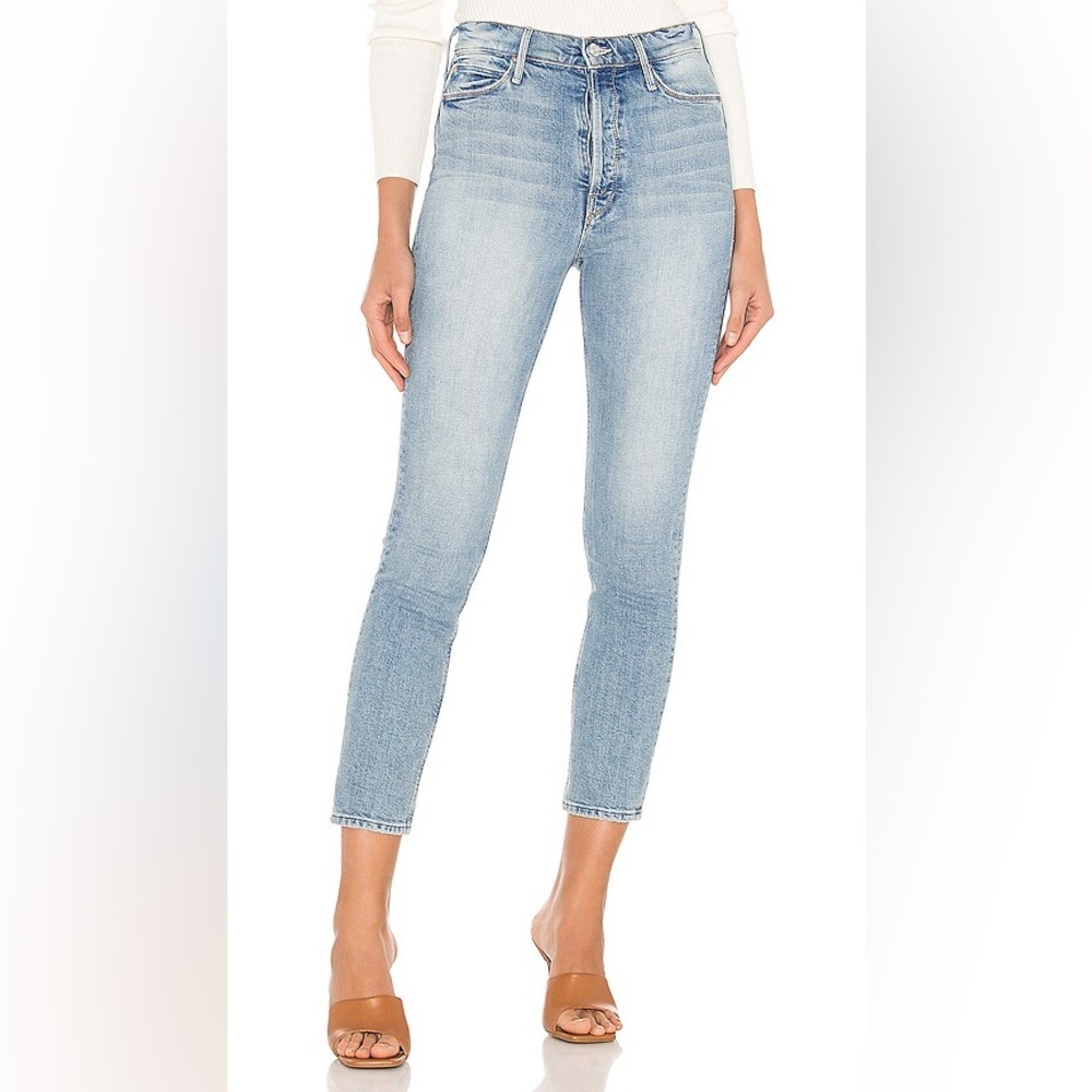 MOTHER The Dazzler Button Fly Ankle Jean in Confess